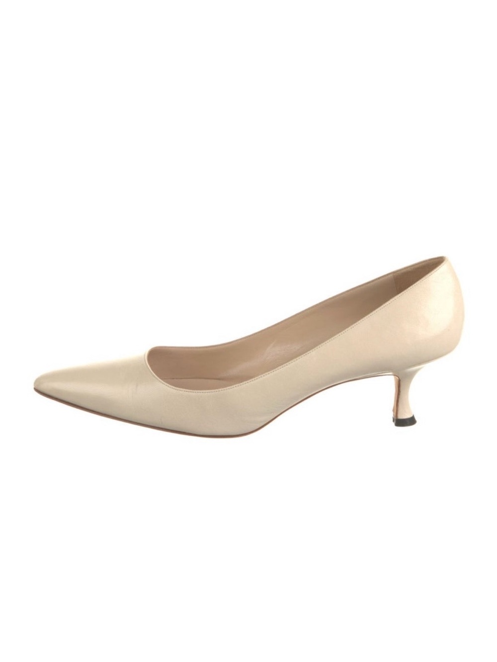 Manolo Blahnik Cream Pointed-Toe Low Heel Pumps